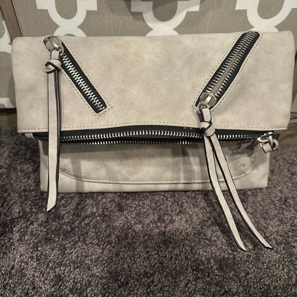 Unbranded: Clutch - Picture 1 of 7